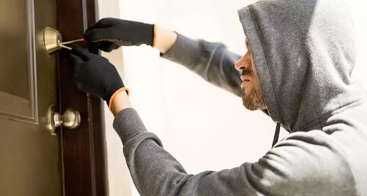 Emergency Motel Lock Repairs—Available 24/7 in Spring Hill, FL
